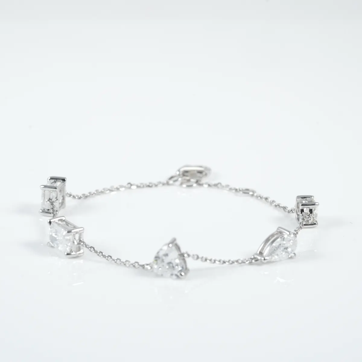 Radiant, Princess, Heart, Pear & Round Diamond Fashion Bracelet 