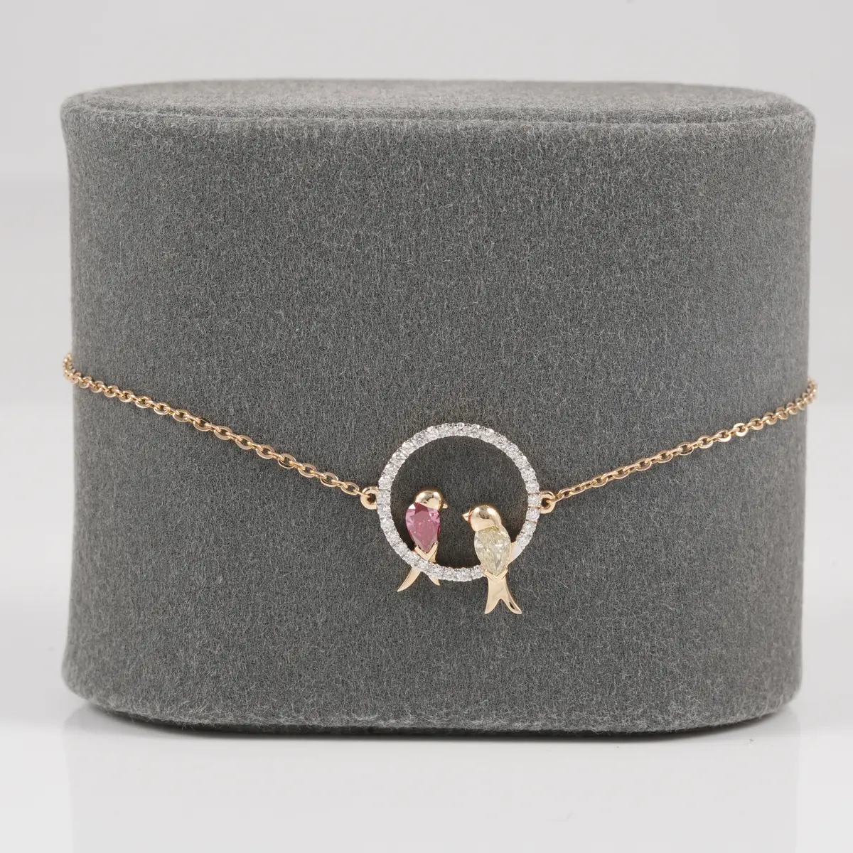 Round Diamond & Pear Colour Stone Fashion Bracelet 
