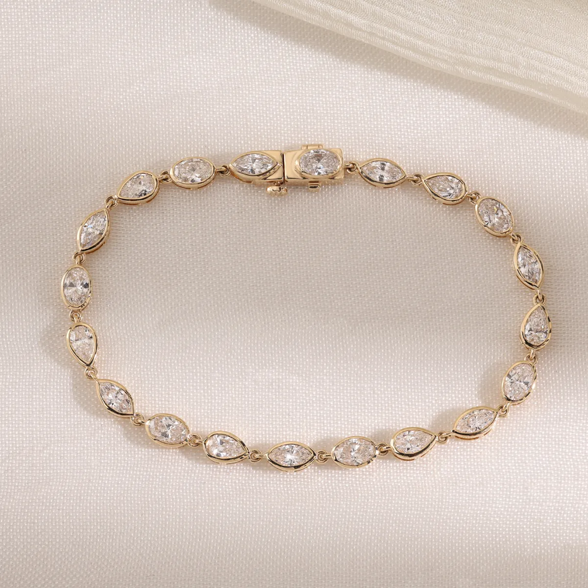 Bezel Setting Oval, Marquise & Pear diamond Tennis Bracelet 