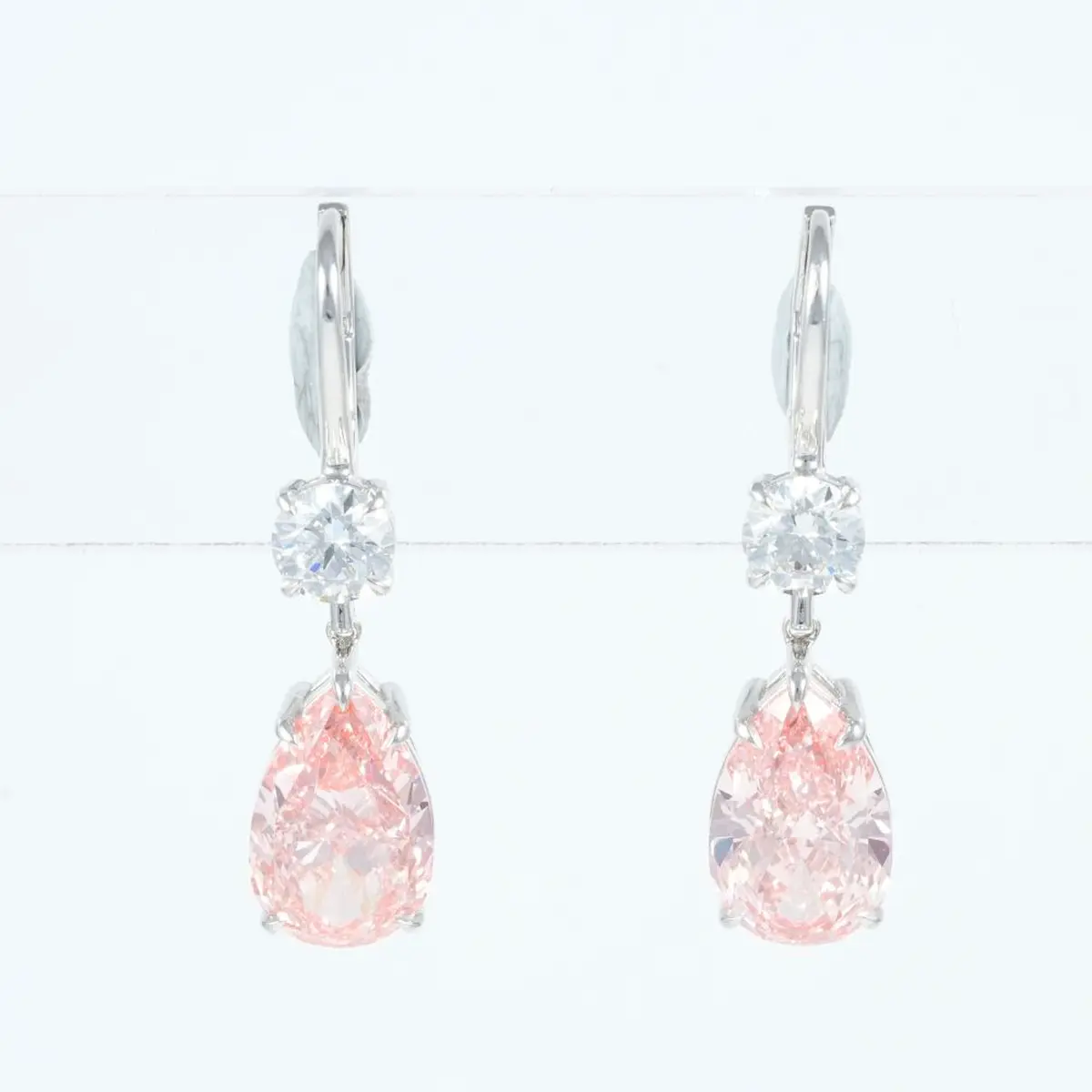Round Diamond & Pear Colour Stone Fashion Earring 