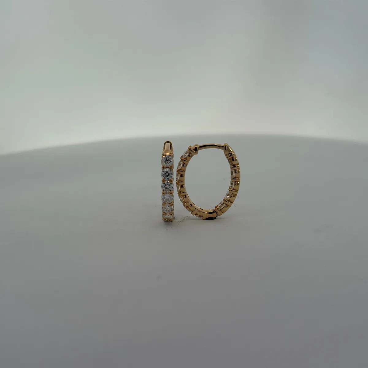 Round Diamond Hoops 