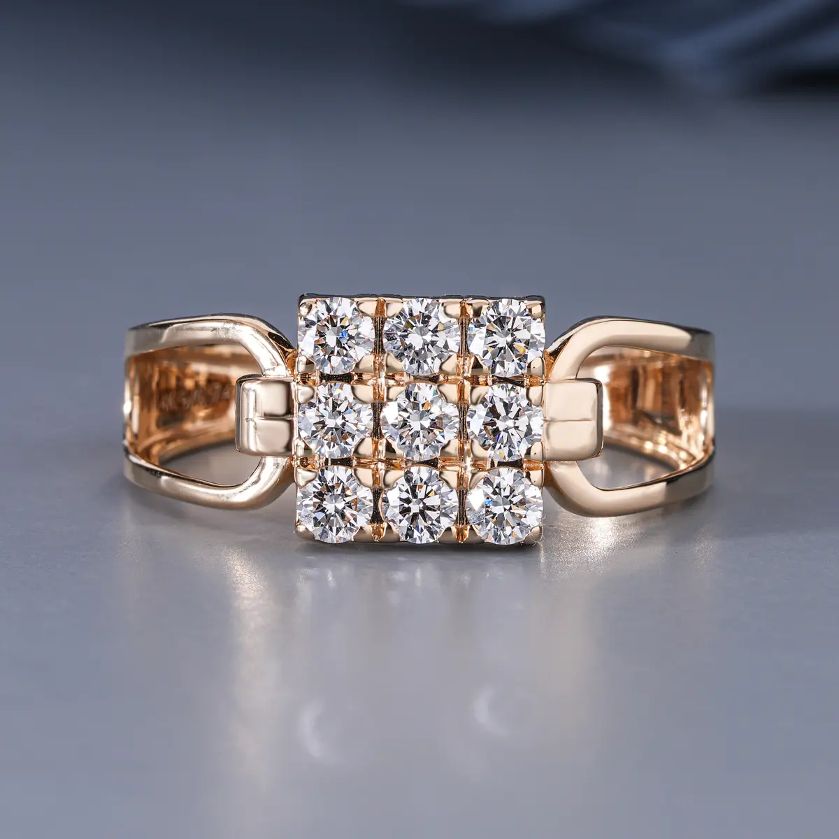 Round Diamond Ring 