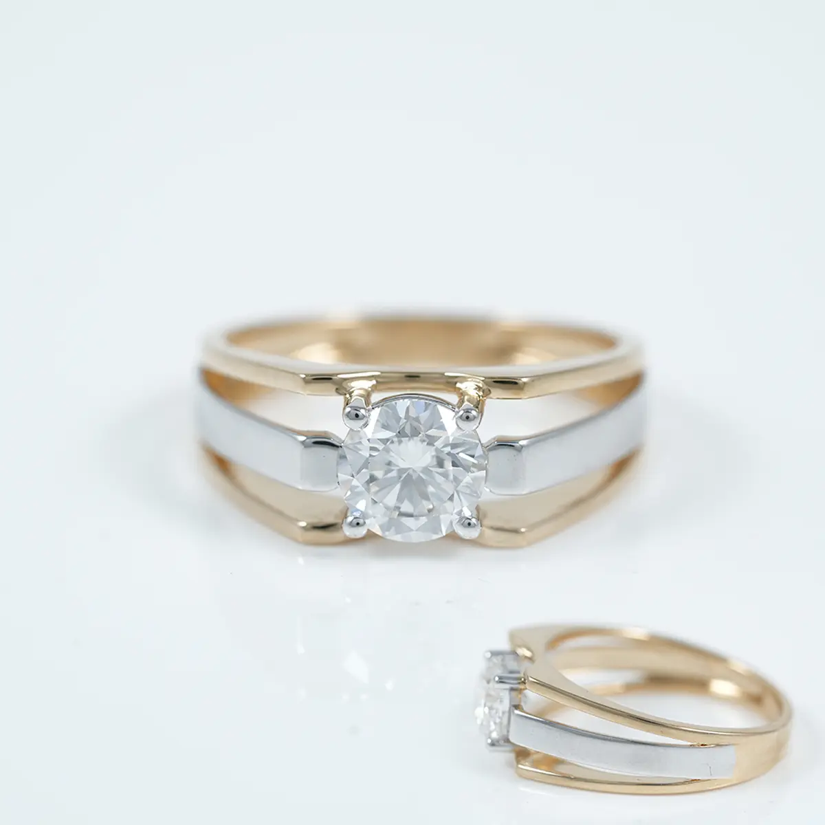 Round Diamond Solitaire Gents Ring 