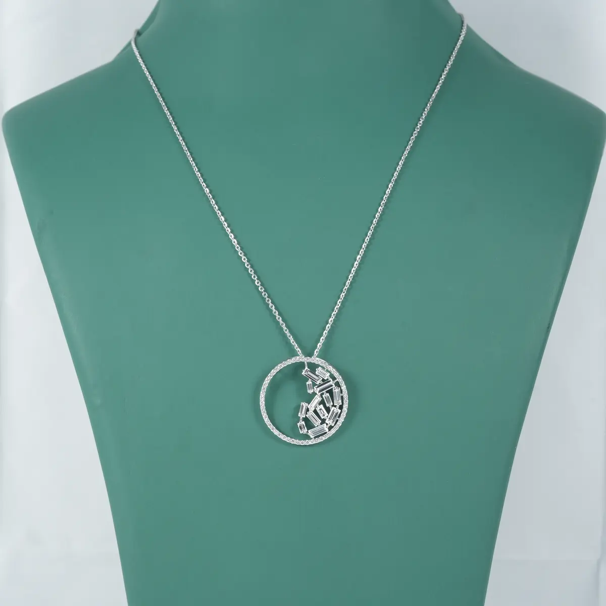 Baguette & Round Diamond Fashion Necklace 