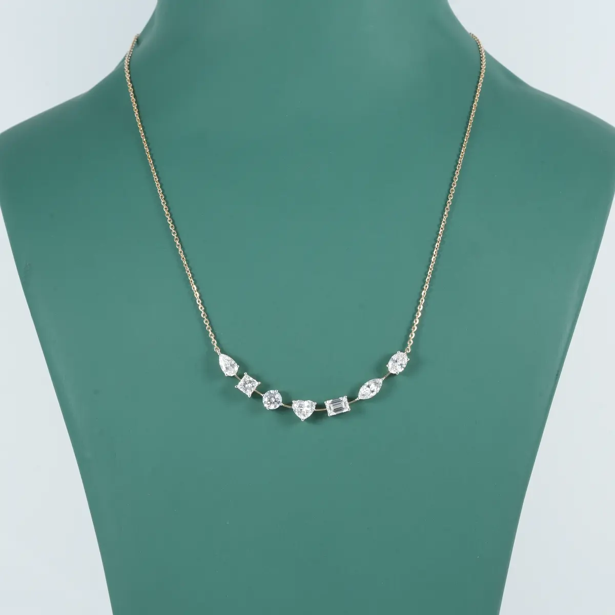 4.00 CTW Fancy and Round Diamond Fashion Necklace 