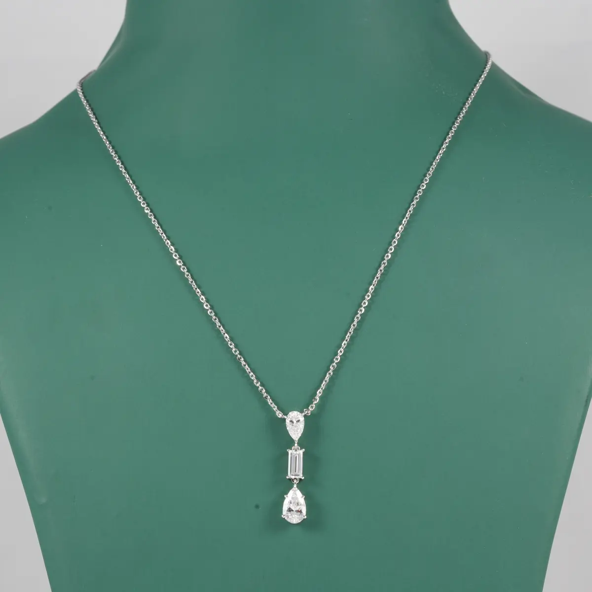 1.60 CTW Fashion Necklace