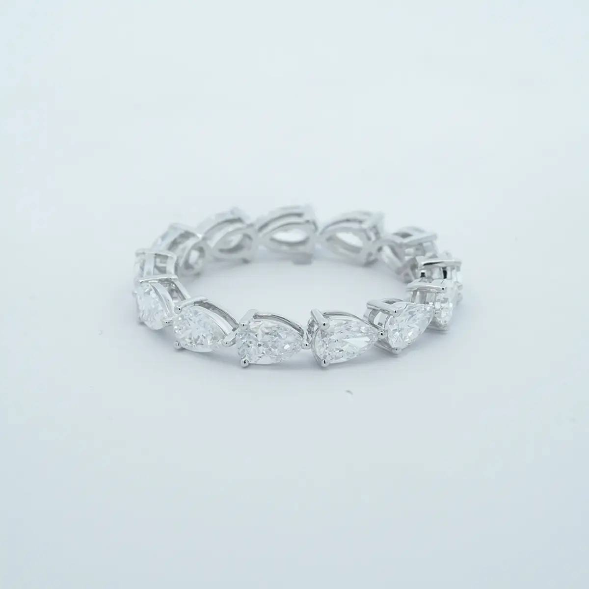 Pear Diamond Eternity Diamond 
