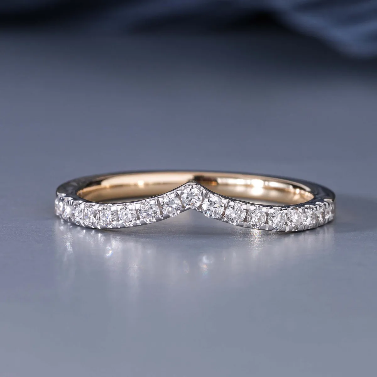 Round Diamond Band  