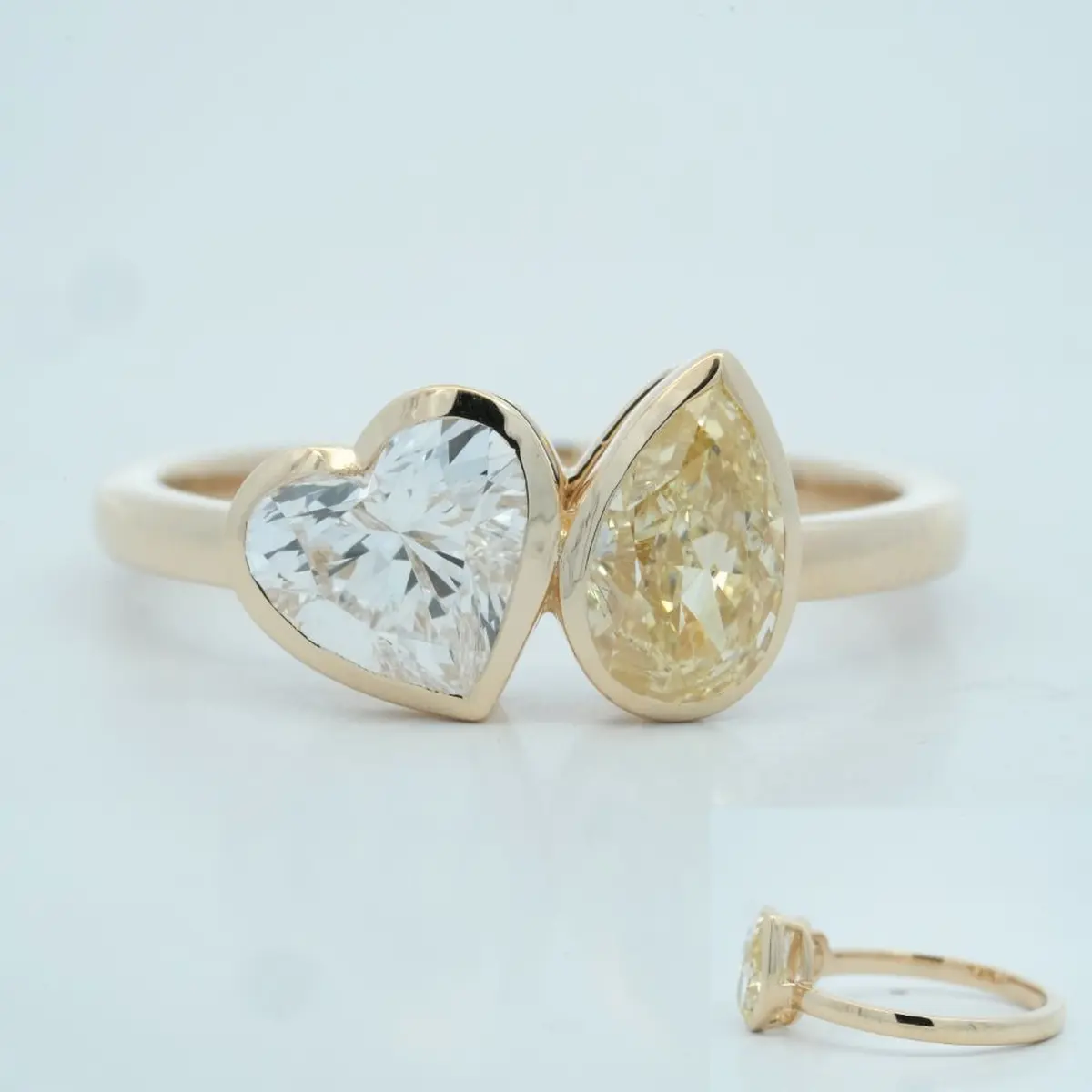 Bezel Setting Heart Diamond & Pear Stone Fashion Ring 